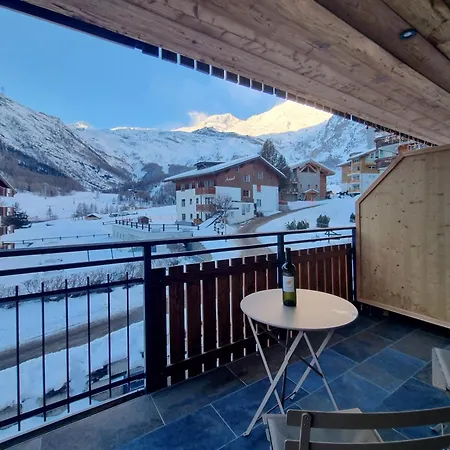 Berghof 2nd Floor * Saas-Fee